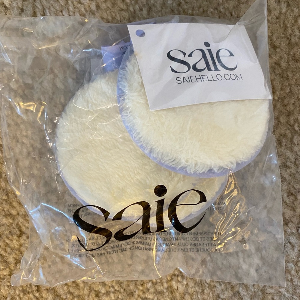 Make up pads